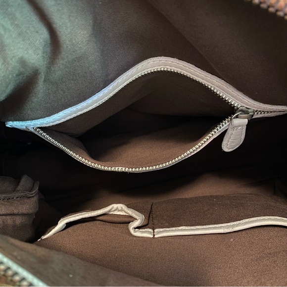 Old Trend hand painted ombre satchel in dark brown - Picture 13 of 16